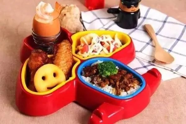 为什么现在飞机餐一直被吐槽,到底有多难吃?