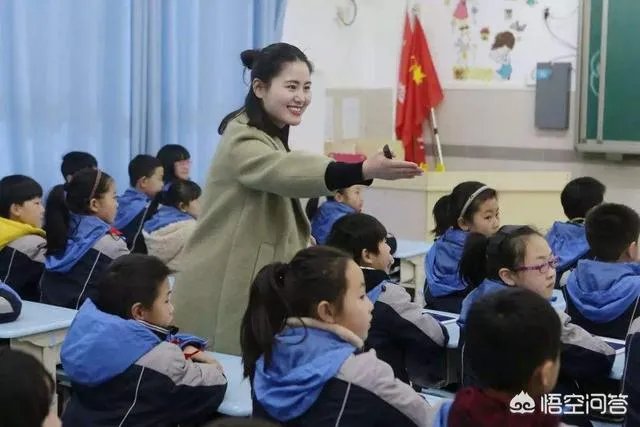 如何评价男生留学2年败光200万？钱真能弥补家庭教育的缺失吗？