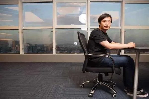 问为什么雷军也叫雷布斯