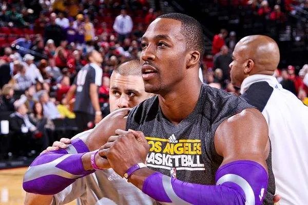 霍华德虽表态不参加NBA复赛,但一直都保持着训练,你怎么看?