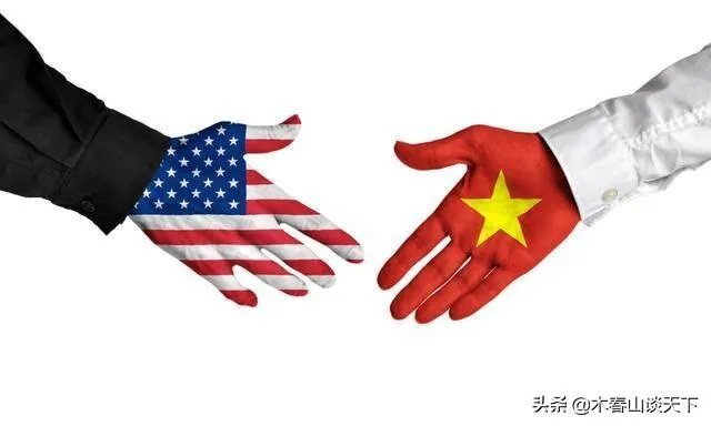 美国的航母在海上，为何会有病毒？