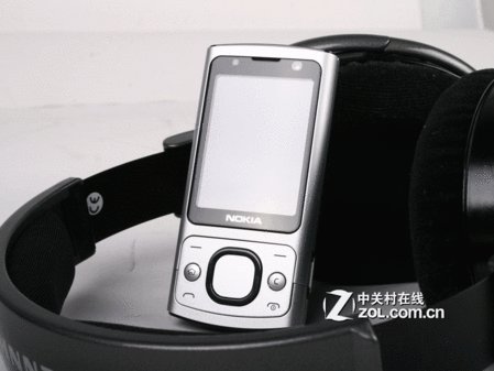 精钢S60滑盖机 诺基亚6700s售价1250元