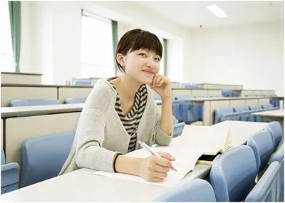 广西大学女生安全攻略,为何会被骂?