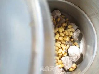 黄豆排骨汤