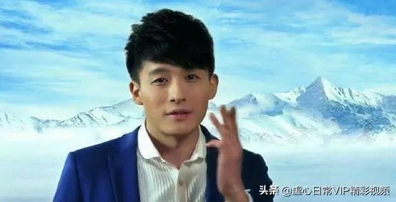 《爱情公寓》一到四季吕子乔的收入来自哪啊?