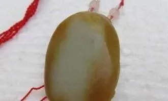 捡到玉坠随手丢弃被索赔,你觉得应该么?