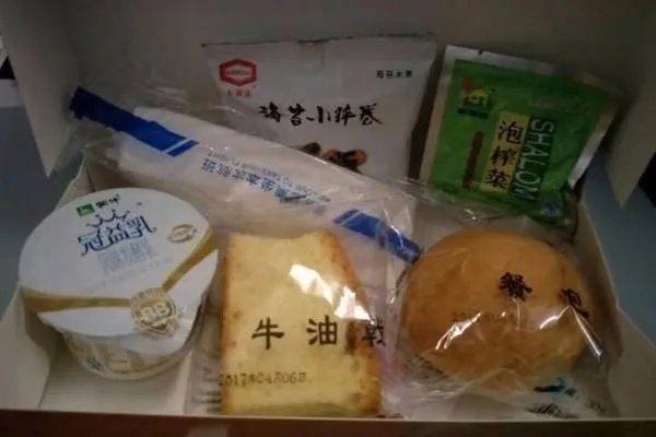 为什么现在飞机餐一直被吐槽,到底有多难吃?