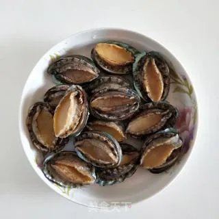 蒜蓉蒸鲍鱼