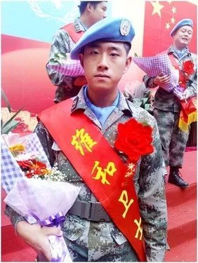 2012最可爱的玩家竟是联合国特派维和战士!