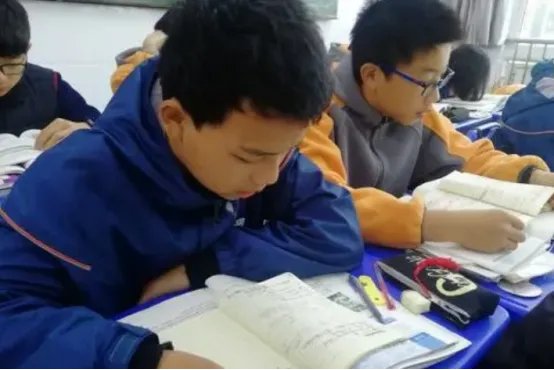 比上不足比下有余最早比的是什么