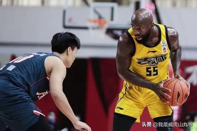 赛季已过大半,为什么吴前,赵睿与郭艾伦的差距越拉越远?