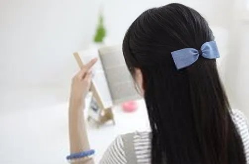 你身边最优秀的那个女生是什么样子?