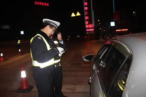 醉驾男子撞车逃逸致人死亡,会被判无期徒刑吗?