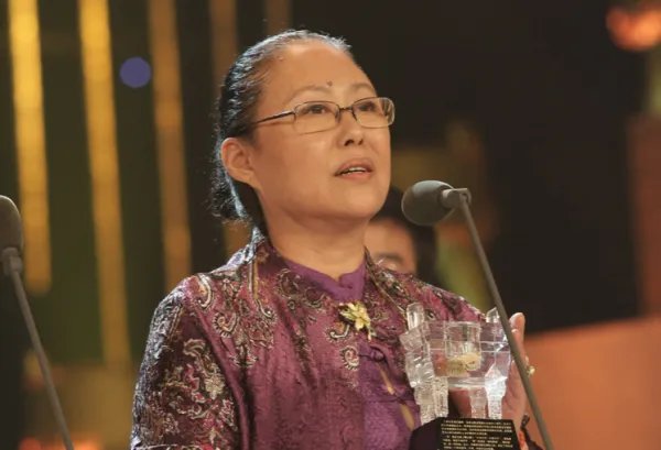 因国籍问题,被除名“国家一级演员”的演员,你知道都有哪几位吗?