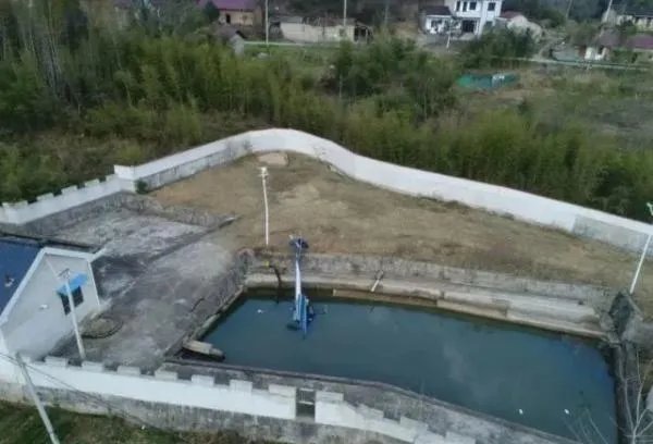 官方通报安徽一直升机坠毁,民间飞行物存在哪些乱象?如何规范化?