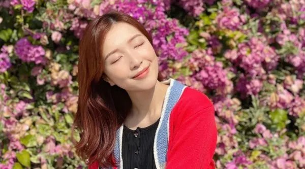 郭嘉文豪门梦疑破碎,陪李泽楷5年的她,真的输给了梁洛施吗?