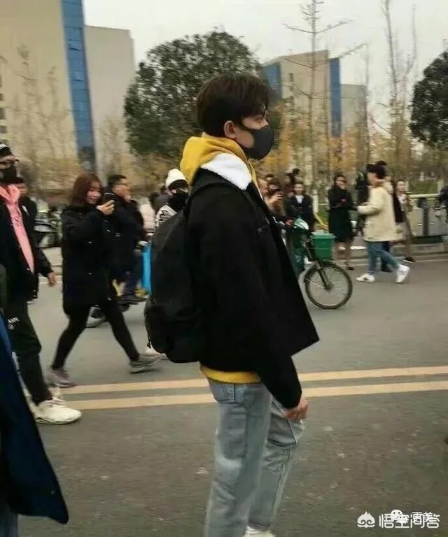 18年艺考生吴磊和易烊千玺,你觉得谁更受北电中戏的青睐?