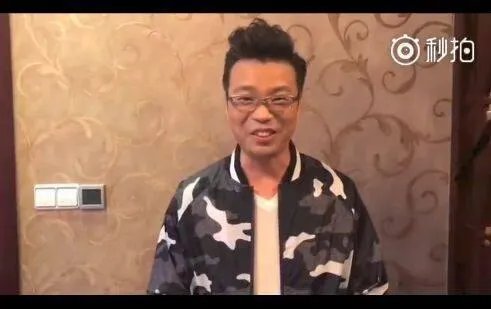 明星的助理允许正常结婚恋爱吗?