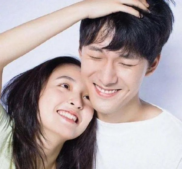 张雨剑当爹后,谭松韵也被传离婚了,该消息是否属实?