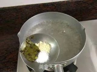 苦刺心瘦肉汤