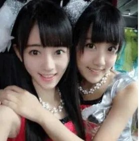 李艺彤骂粉丝去死是什么情况?