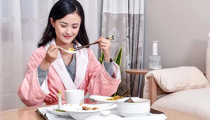 梦见吃炒饭什么意思 梦见吃炒饭有什么预兆