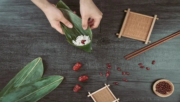 4种简单的粽子包法 包粽子需要注意