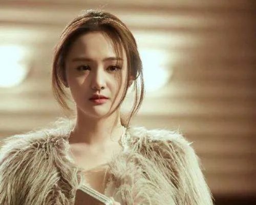 郑爽终于洗白了直播耍大牌事件,当时为何她不解释?