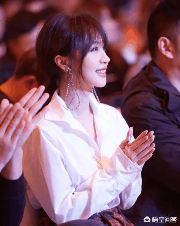 李菲儿是谁?为何近日频频上热搜?