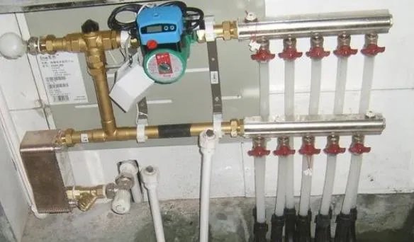 地暖分水器可以改位置吗