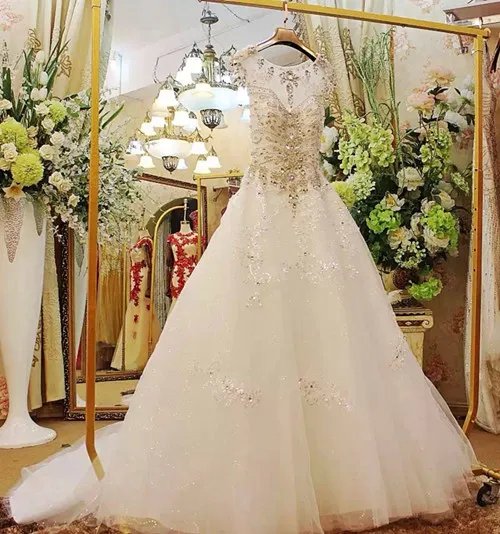 结婚婚纱怎么挑选 结婚婚纱挑选技巧