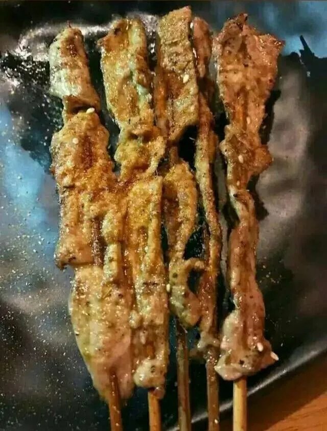 为何路边的烧烤有那么多人爱吃?