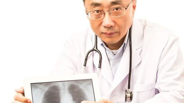 早期新冠肺炎有哪些表现症状?10个新冠肺炎的早期征兆