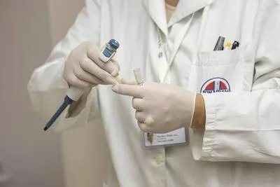 腹腔转移癌症状是什么 腹腔转移癌原因什么