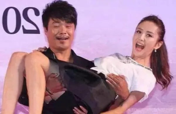 陈思诚映后首谈《唐探3》，他在采访中回答了哪些问题？