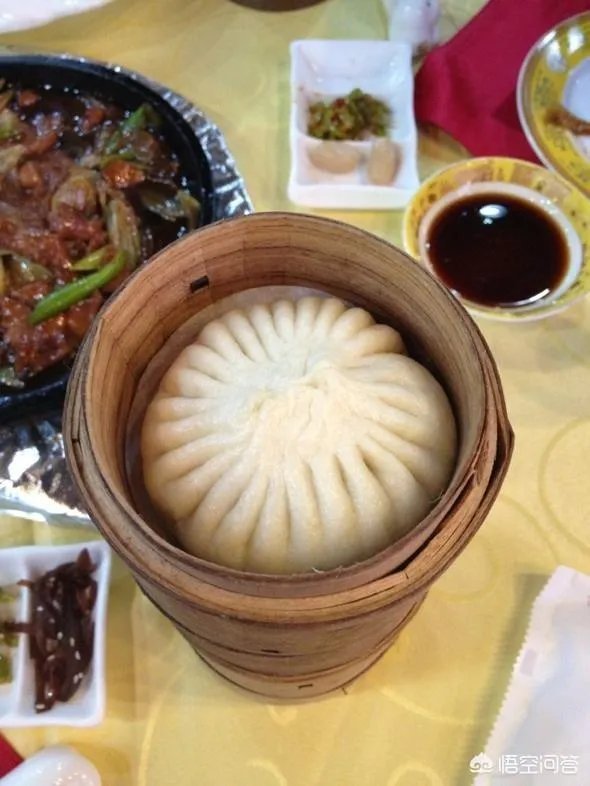 为什么天津狗不理包子这么贵,究竟贵在哪里?为什么有的人还是会去吃?