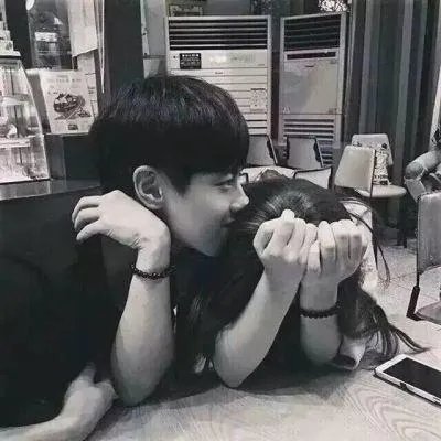 有什么情侣双人头像吗？