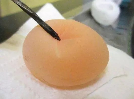 鸡为什么会下双黄蛋?