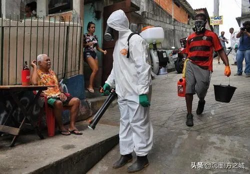 巴西疫情告急!单日新增死亡病例破千!为何南半球国家巴西疫情如此严重?