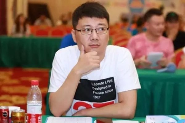 边江和姜广涛