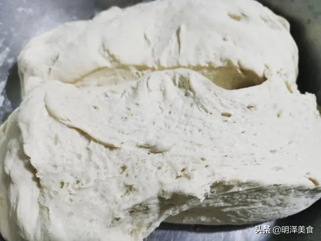 怎样做油酥饼?里面的油酥怎样做?详细的做法步骤图有吗?