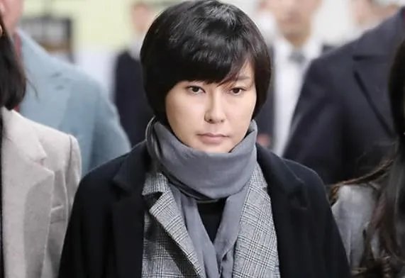 崔顺实外甥女张时浩获刑2年半，是否标志着朴槿惠已经走入绝境？