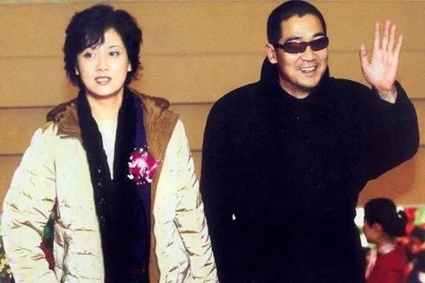 张国立到底对前妻做了什么,为何前妻会成为他一生最大的歉疚?