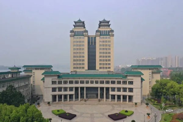 武汉十大图书馆排行榜:湖北省图书馆第一,武大图书馆在榜