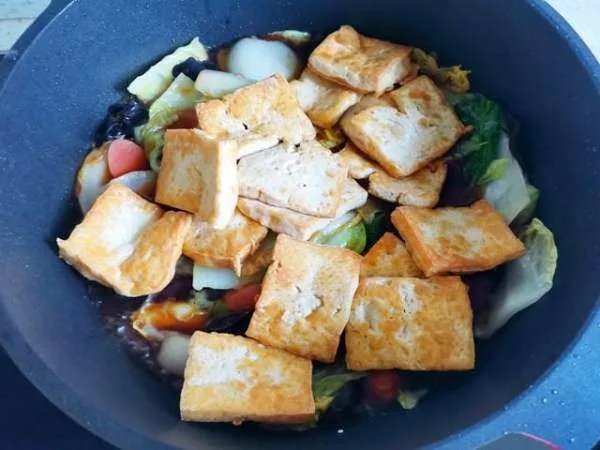 白菜炖豆腐怎样做才好吃?有什么小窍门?