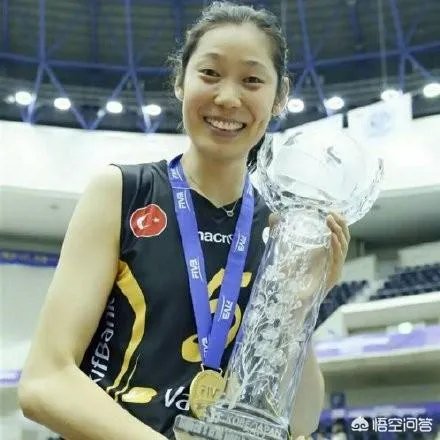 朱婷实现女排“大满贯”并且获得第十个MVP,你是怎么看的?