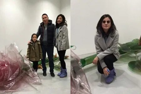 黄有龙为赵薇庆生 小燕子巴黎街拍惊艳众人