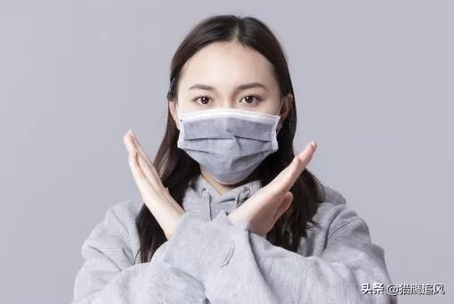 英国首相确诊新冠肺炎,你最想对他说的一句话是什么,为什么这么说?