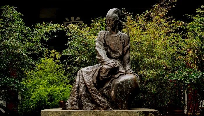 茅屋为秋风所破歌的主旨