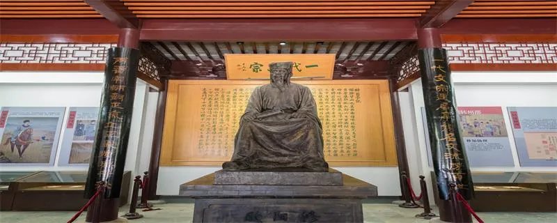 标志着北宋诗文革新运动最高成就的作家是